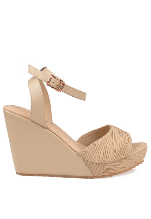 champagne color wedges