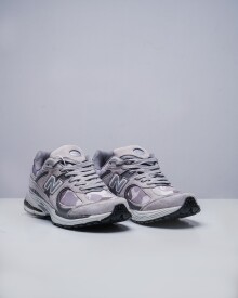 //sirclocdn.com/doyanpepaya/products/_211125142004_Sneakers-14-min_tn.JPG