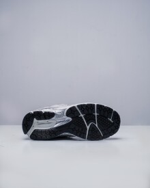 //sirclocdn.com/doyanpepaya/products/_211125142004_Sneakers-16-min_tn.JPG