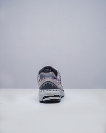 //sirclocdn.com/doyanpepaya/products/_211125142004_Sneakers-18-min_tn.JPG