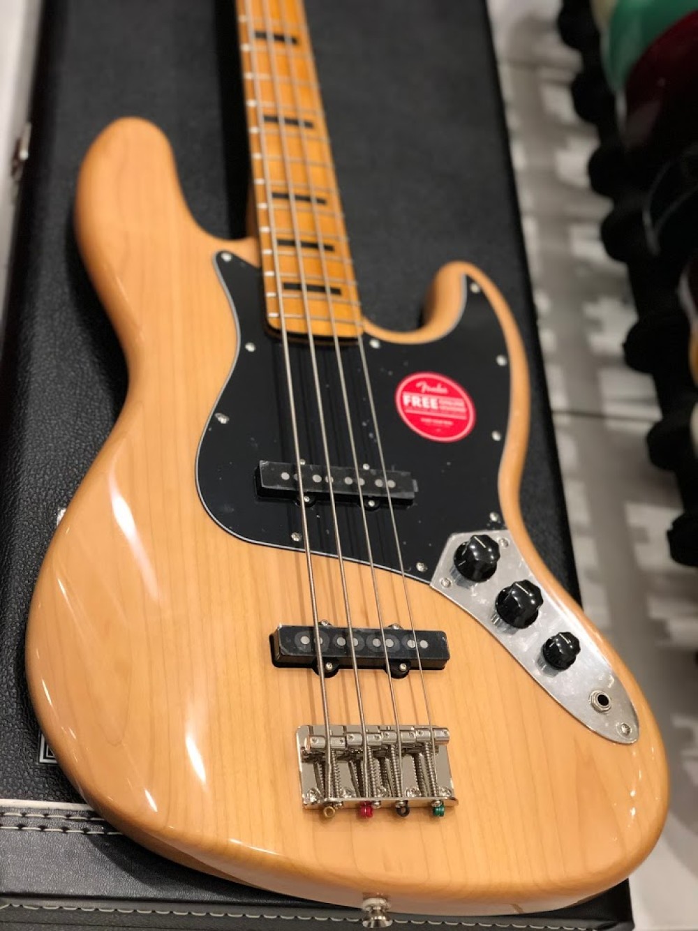 Bassi FENDER Squier Affinity Jazz Bass Vibe '70 - Basso Elettrico (Natural)