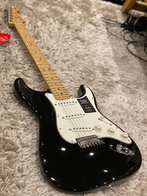  Fender Player Stratocaster SSS Electric Guitar, with 2