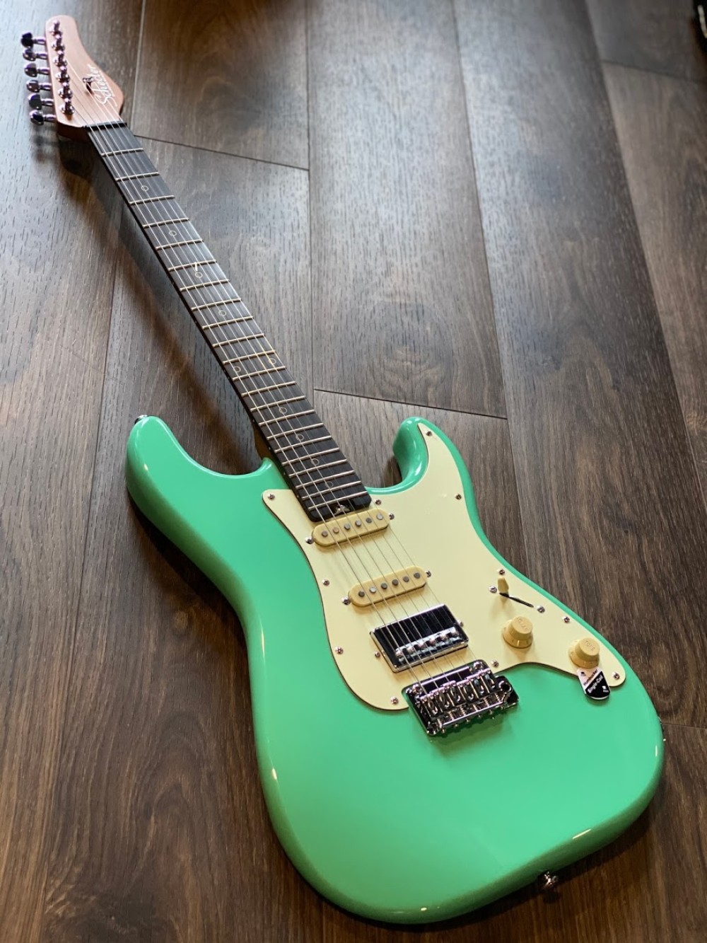 Schecter Nick Johnston Traditional HSS in Atomic Green