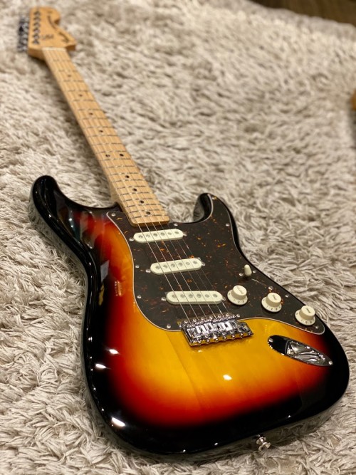 Fender Japan Traditional 70s Stratocaster MN 3 Color Sunburst