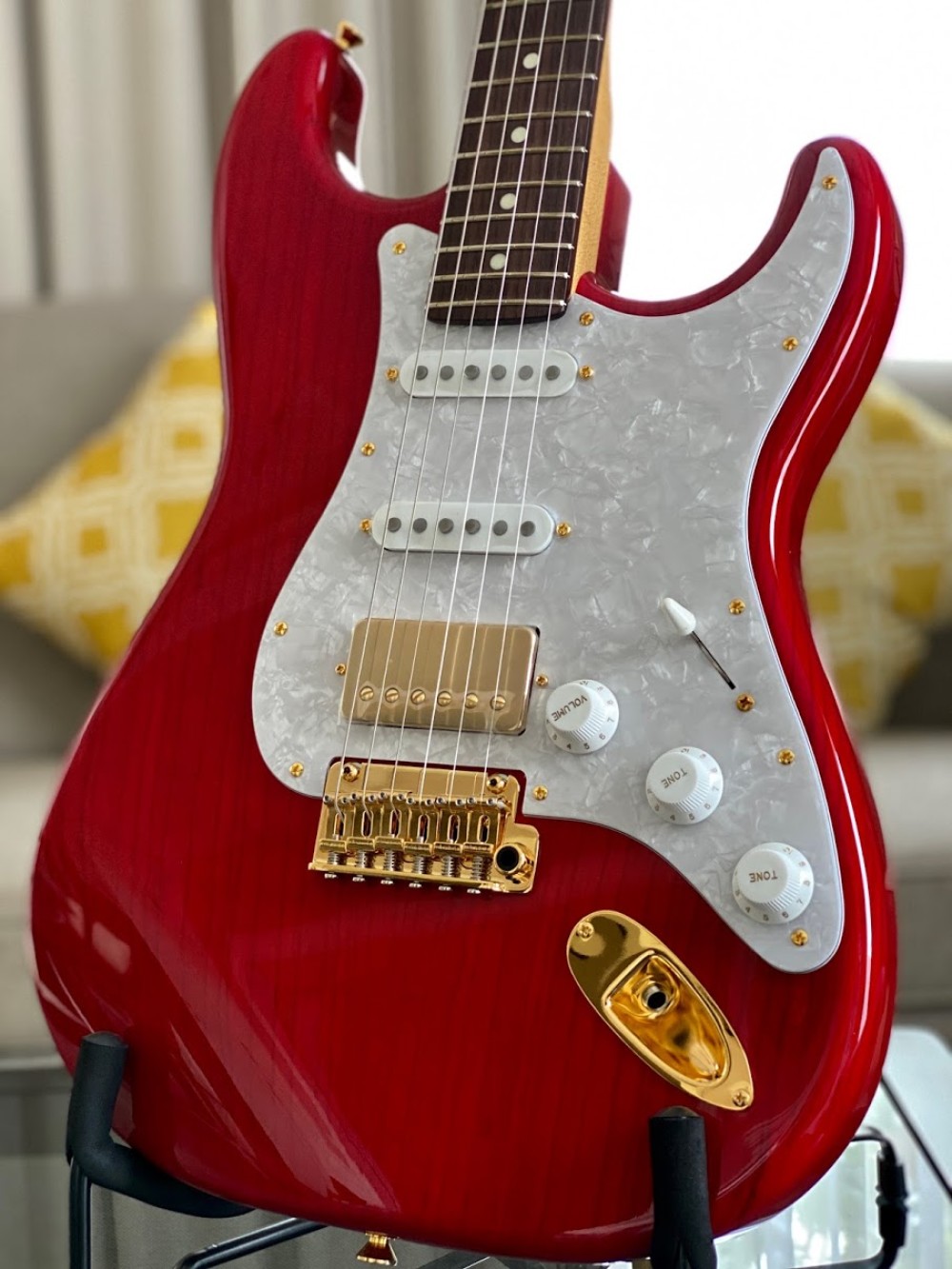 最大12%OFFクーポン Tokai GoldStar (ケース付き) Red Sound エレキギター 
