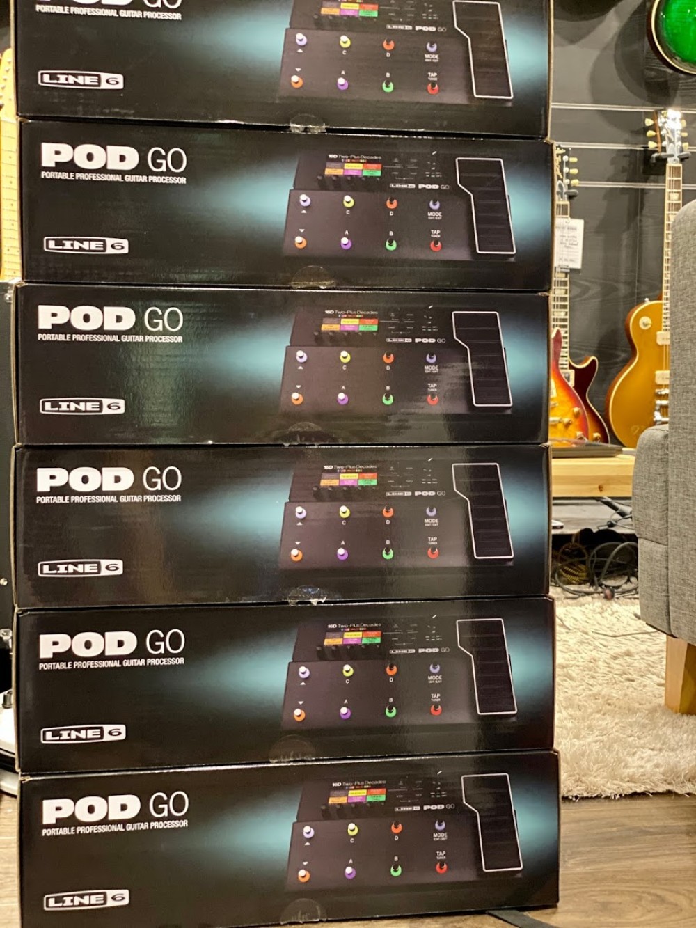 Line 6 POD Go Guitar Multi-Effects Pedal - Black – Mugan Music Group