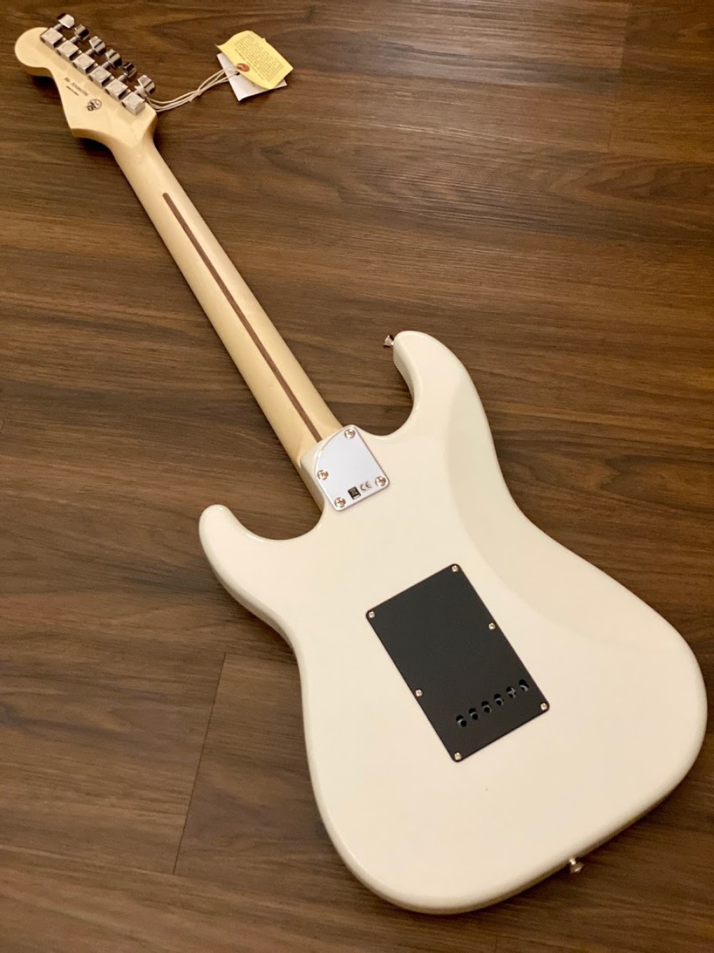 Fender Japan Aerodyne II HSS Stratocaster Medium Scale - Arctic White