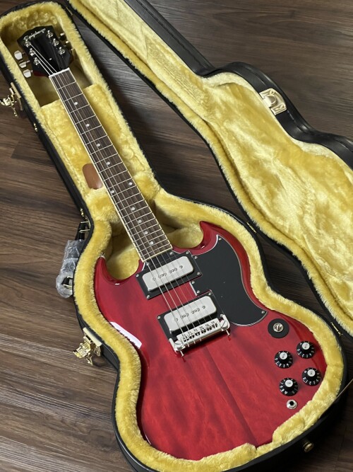 Epiphone Tony Iommi SG Special (Incl. Hard Case) In Vintage Cherry