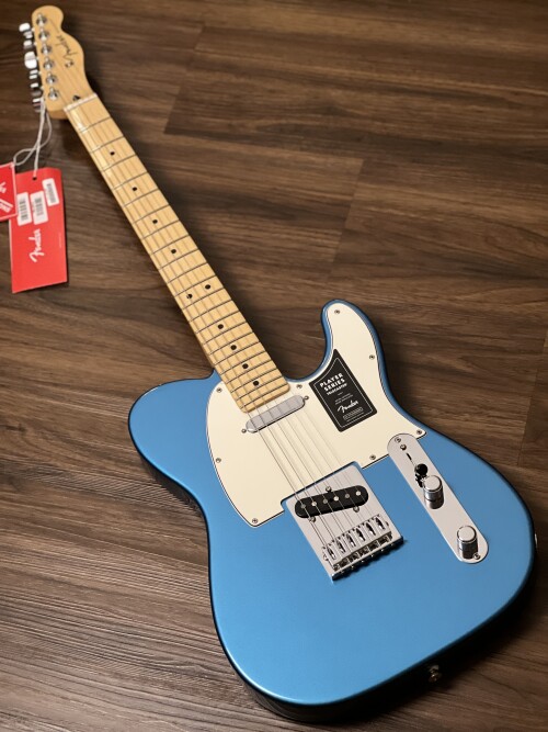 Fender Limited Edition Player Telecaster with Maple FB in Lake
