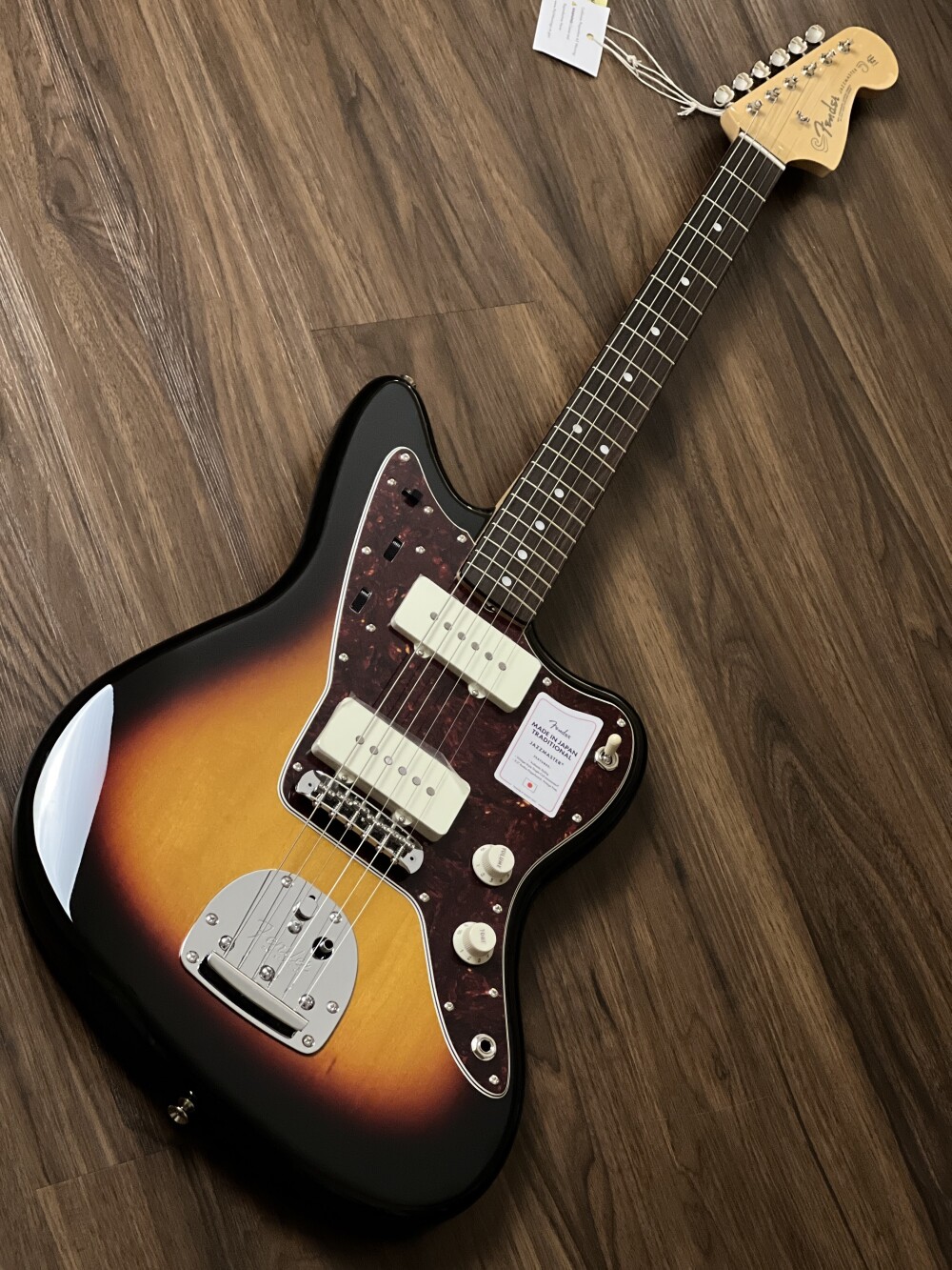 Fender Japan Traditional 60s Jazzmaster with RW FB in 3-Color Sunburst