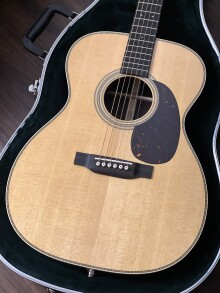 Martin 00028 Standard Series Acoustic Electric Guitar with Preamp