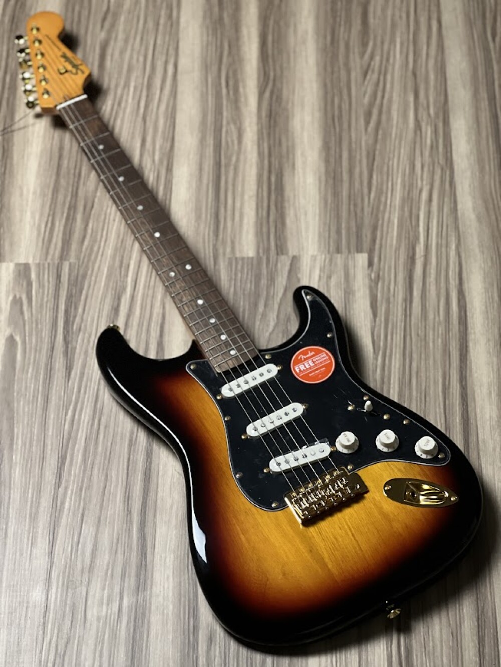 Squier FSR Classic Vibe 60s Stratocaster with Indian Laurel FB in