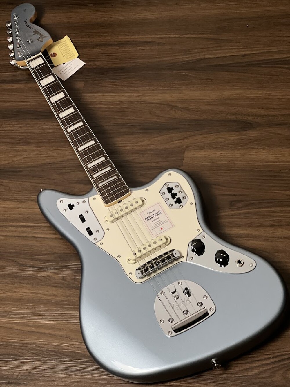 Fender Japan Traditional II 60S Jaguar with RW FB in Ice Blue Metallic
