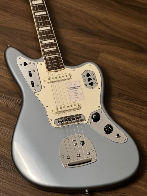 Fender Japan Traditional II 60S Jaguar with RW FB in Ice Blue Metallic